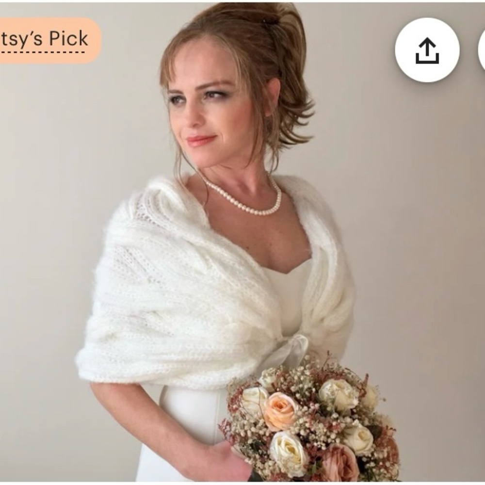 Elegant Ivory Shawl, Bolero for Wedding, Bride, Winter